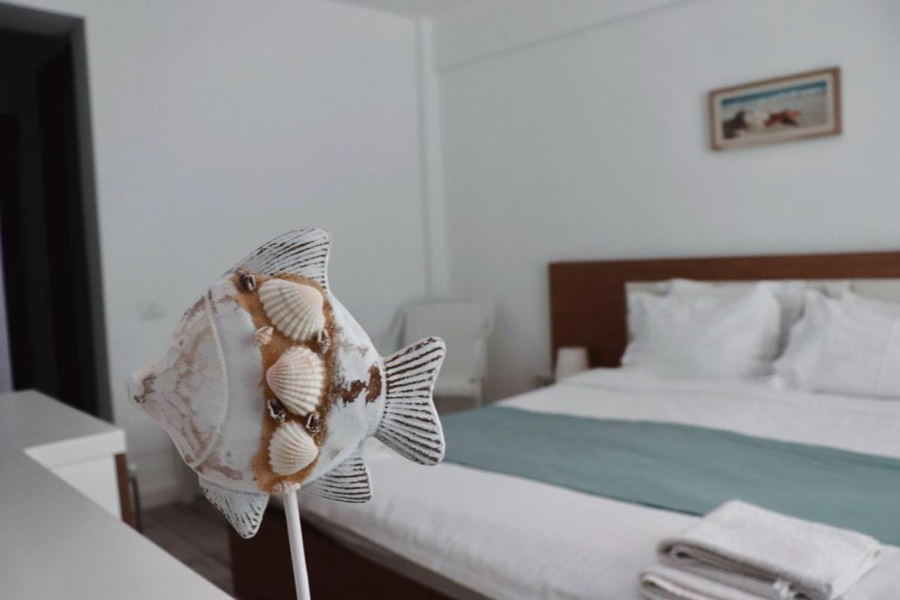 Hotel Victory Mamaia Esterno foto