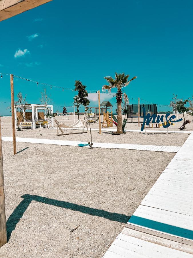Hotel Victory Mamaia Esterno foto