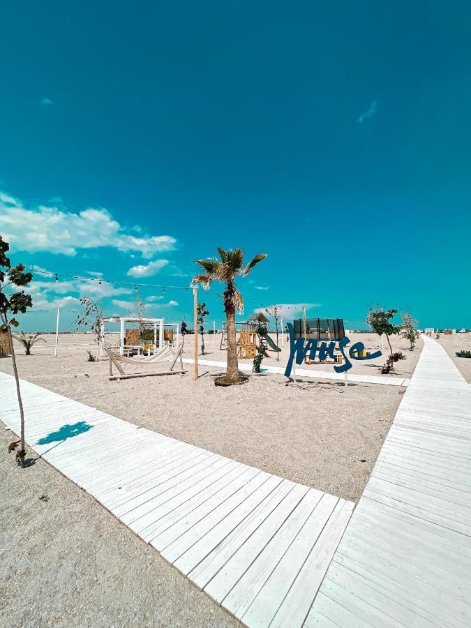 Hotel Victory Mamaia Esterno foto