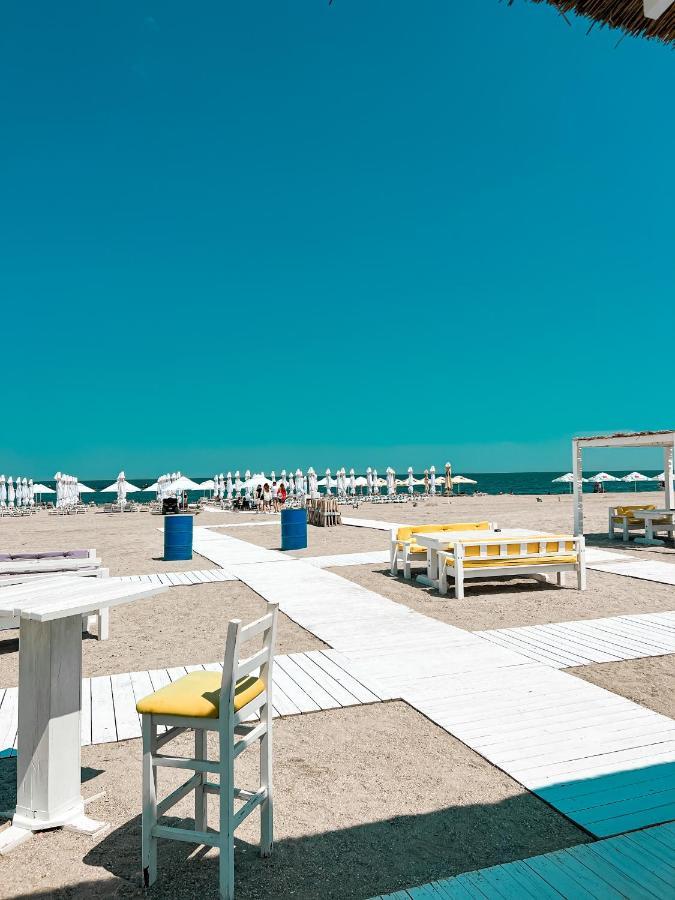 Hotel Victory Mamaia Esterno foto