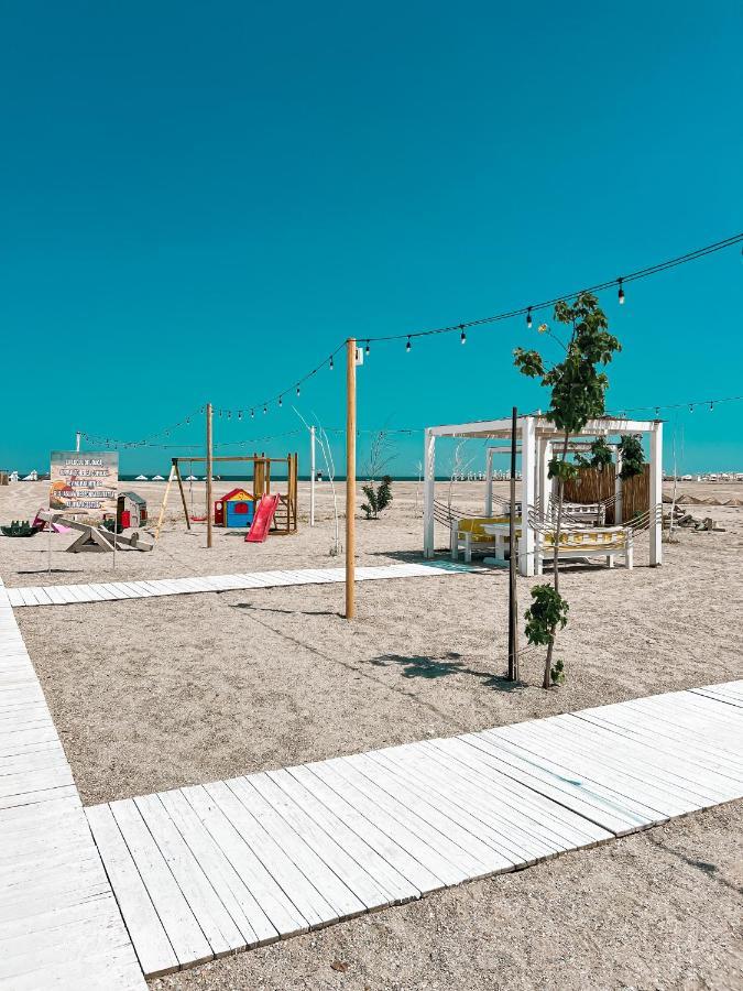 Hotel Victory Mamaia Esterno foto
