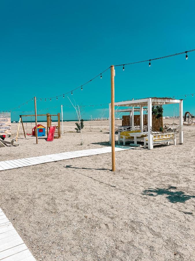 Hotel Victory Mamaia Esterno foto