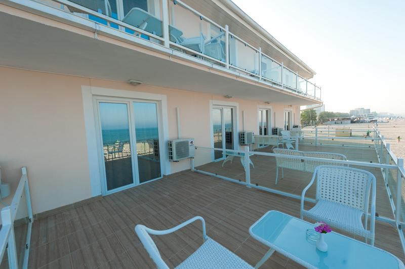 Hotel Victory Mamaia Esterno foto