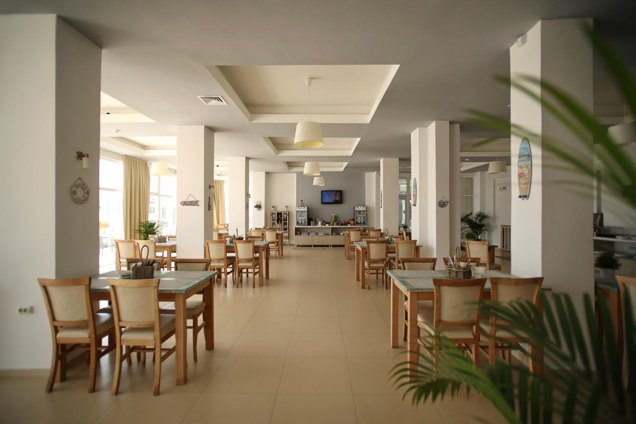 Hotel Victory Mamaia Esterno foto